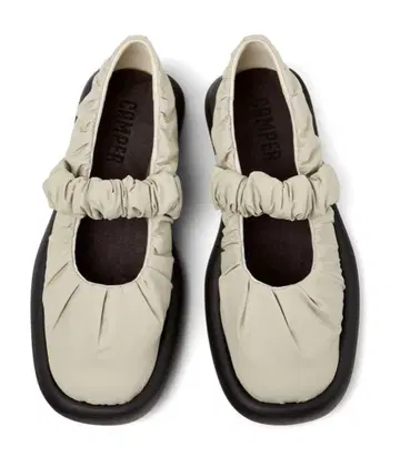 [ 최종 가격 인하 ] CAMPER 베이지 플랫슈즈