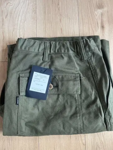 ALOUND 테이퍼드 베이커 쇼츠 XL