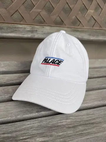 PALACE 화이트 캡