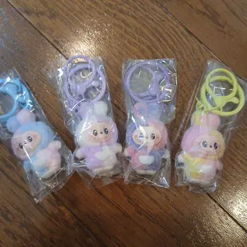 캐릭터 키링 4개 세트