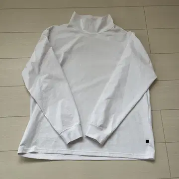 DAIWA PIER39 테크 터틀넥 티셔츠 미사용