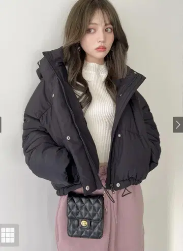 2Way 후드 부착 숏 다운 자켓 블랙