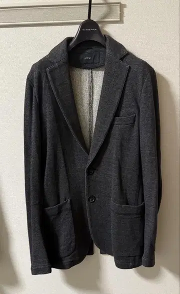 AKM 에이케이엠 자켓