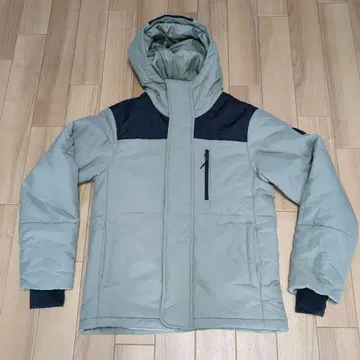 UNDER ARMOUR 언더아머 아우터