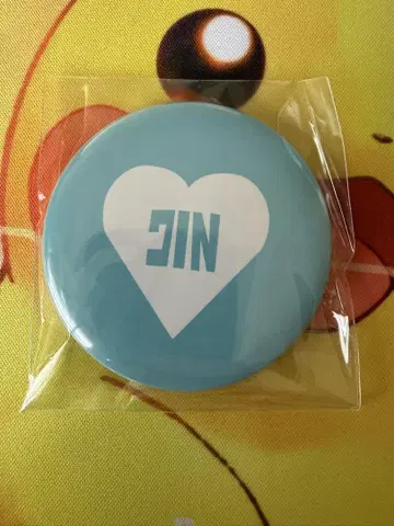 RUNSEOKJIN EP TOUR IN JAPAN 캡슐 토이 캔뱃지