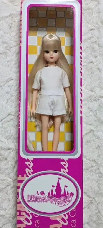 복각판 초대 리카짱2 / 금발 빨간 립