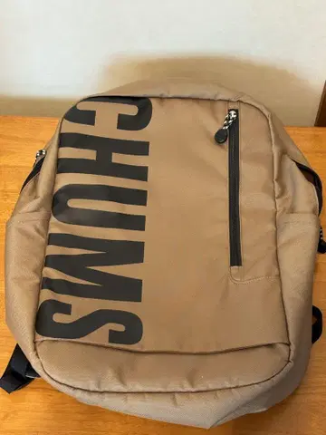CHUMS 브라운 백팩