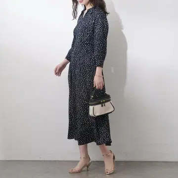 내추럴 쿠튀르 스키퍼 카라 7부 소매 원피스