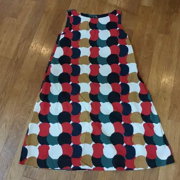 유니클로 marimekko 슬리브리스 원피스 M