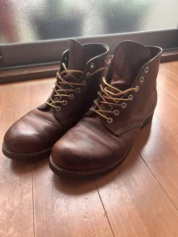 레드윙 부츠