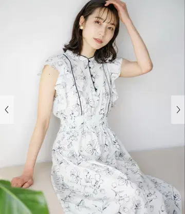 어반 리서치 플라워 프린트 프릴 원피스