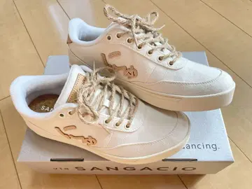 [ 새상품 ] SANGACIO 뉴즈 ORGANIC 화이트 스니커즈