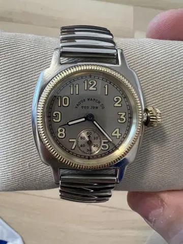 VAGUE WATCH CO. 아날로그 손목시계 실버/골드