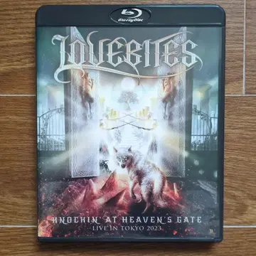 LOVEBITES [ KNOCKIN' AT HEAVEN'S GATE ]