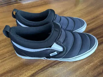 VANS 슬립온 미드