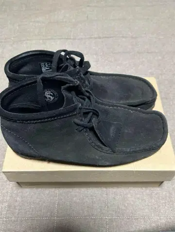 클락스 왈라비 boots