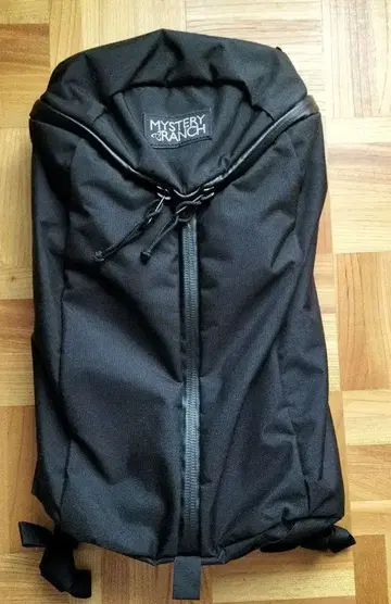 MYSTERY RANCH 블랙 백팩 미사용에 가까움