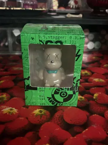 계속 한밤중이면 좋을 텐데. 우니구리군 피규어