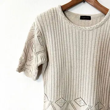 베이지 꽈배기 반팔 니트