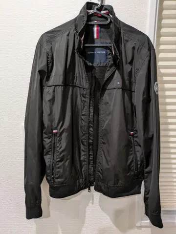 TOMMY HILFIGER 블랙 나일론 자켓