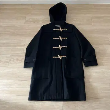 MHL. 블랙 더플 코트 후드 부착