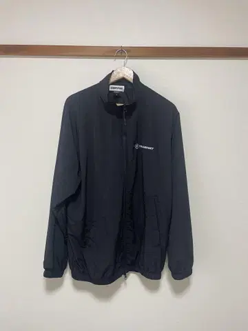TRANSPORT 블랙 나일론 자켓