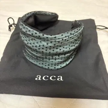 acca 도트 무늬 머리띠 블랙 x 그린