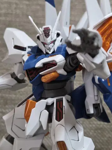 HG 1/144 건담 나이온