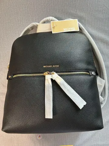 MICHAEL KORS 블랙 가죽 백팩