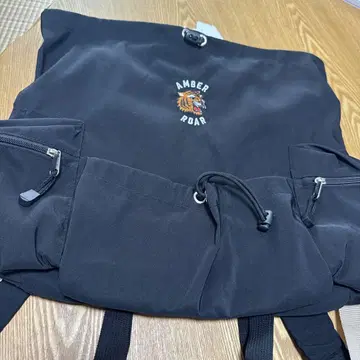 새상품 AMBERROAR 백팩