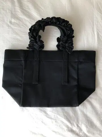 LUDLOW 그레이프 핸들 백