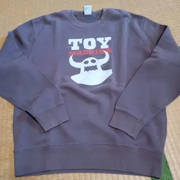 TOY MACHINE 브라운 맨투맨 M