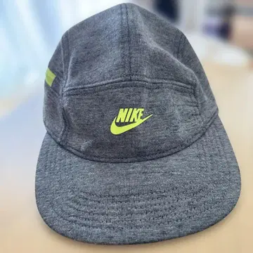 Nike 그레이 캡 지퍼 포켓 부착