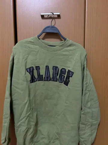 XLARGE 올리브 트레이닝복