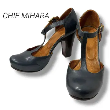 CHIE MIHARA 25.5cm 스트랩 펌프스 네이비 스페인