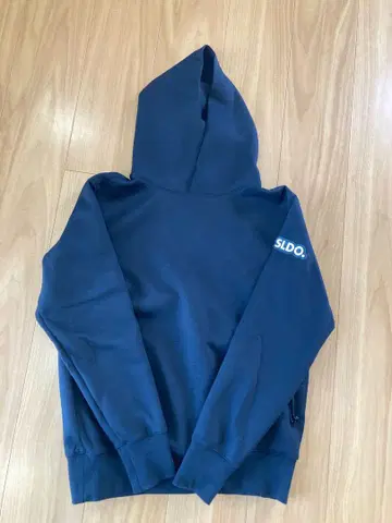 SLDO 블랙 후드 부착 후드티