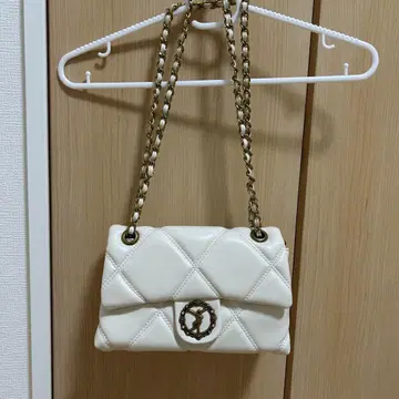 중국발 브랜드 왕홍 CUWLEA 숄더백