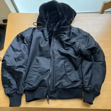 ZARA 다운 자켓 블랙 퍼 후드 포함