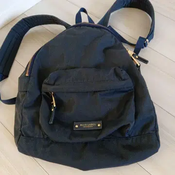 BLUE LABEL CRESTBRIDGE 네이비 백팩
