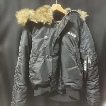 XLARGE x ALPHA INDUSTRIES 재킷 블랙
