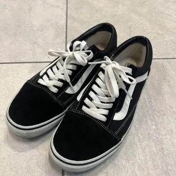 Vans 블랙/화이트 스니커즈 27cm
