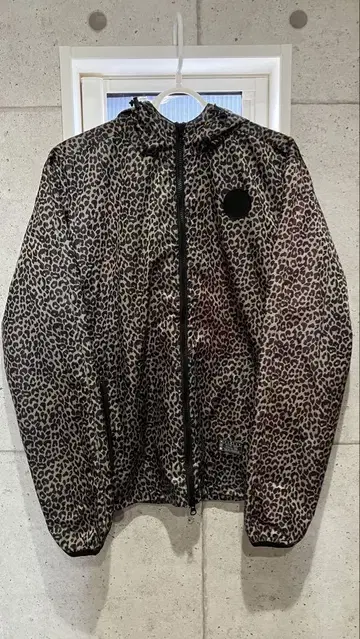 Hurley 레오파드 무늬 나일론 자켓