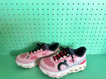 1킬로만 사용! On 클라우드 몬스터 하이퍼 러닝화 핑크