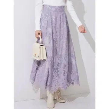 패널 레이스 볼륨 플레어 스커트
