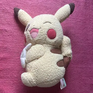 피카츄 봉제 인형 본체
