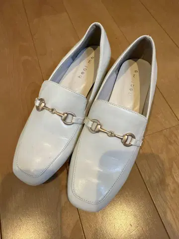 [ 24.5cm ] 화이트 스퀘어토 로퍼