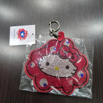 EXPO 산리오 미야쿠미야쿠 변신 반짝이 가죽 키링 키티