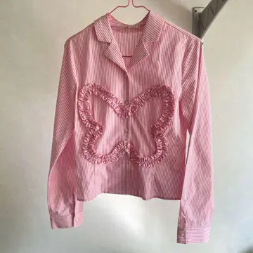 SANDY LIANG Pink Papillon Shirt 산디 리앙
