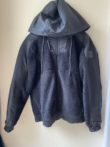 UNDER ARMOUR 플리스 자켓 블랙 XS 사이즈