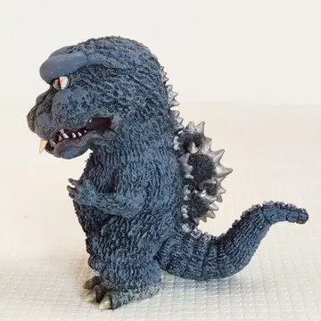디포리얼 고질라 피규어